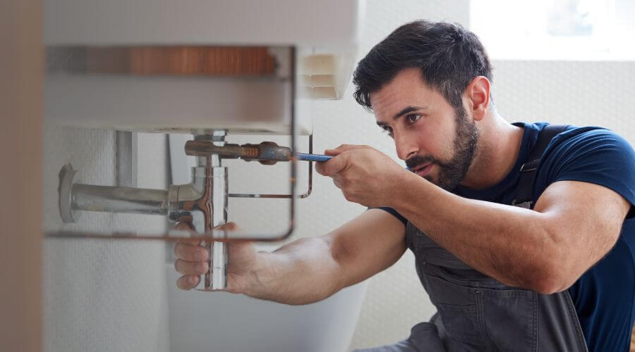 Sink faucet replacement in Story, AR